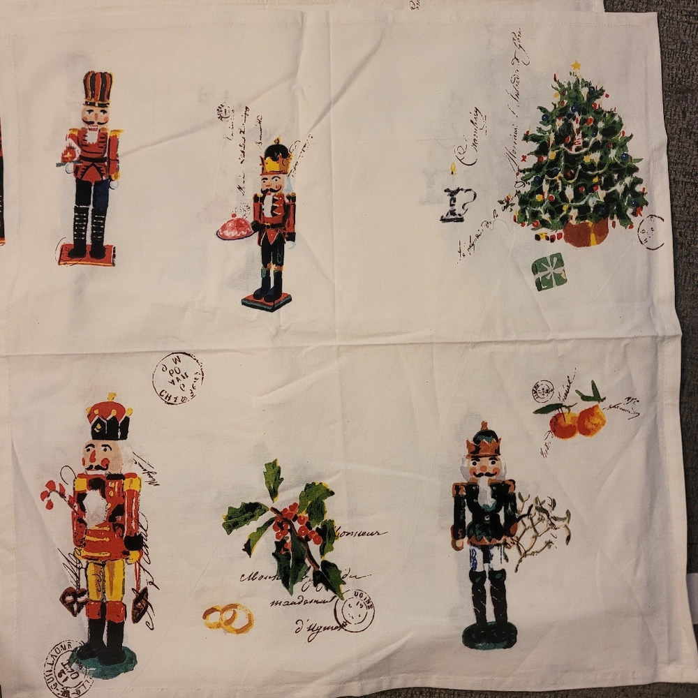 SEVEN Williams-Sonoma Nutcracker Dinner Napkins